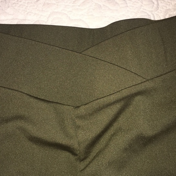 Army green athletic pants… - Picture 4 of 5